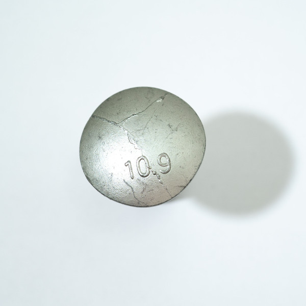 Болт пластини предплужника  KK034851