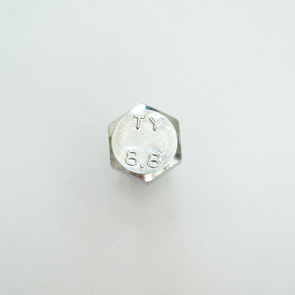 Болт  сошника  M12X1,5X20 AC631335